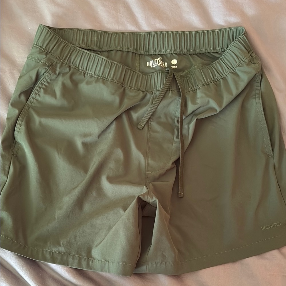 Hollister Green Athletic Shorts Lightweight Elastic Waist
